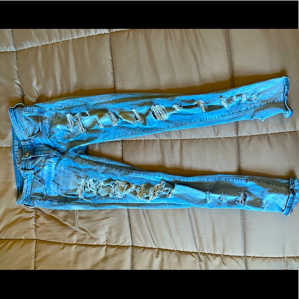 American Eagle Distressed Jeans W Acid Wash